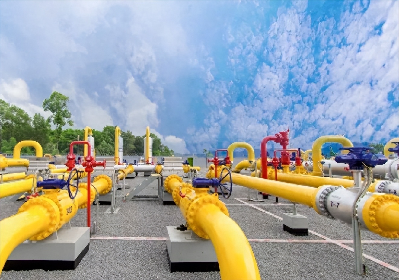 防区型振动光纤系统:燃气场站安全防护的科技新盾,告别防护盲区